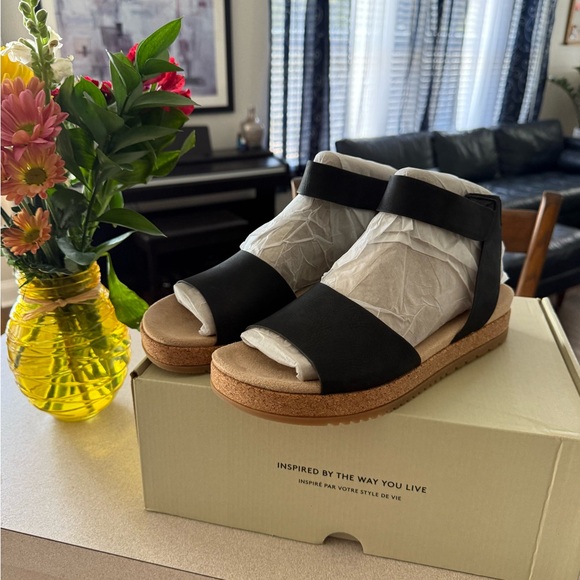 SOUL Naturalizer Black Deara Women's Sandals - Picture 2 of 6